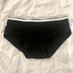 Calvin Klein Girls Underwear